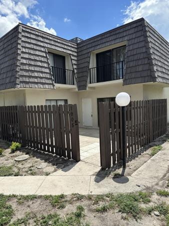 Woodstock Townhomes, 1905 N Congress Ave, West Palm Beach, Florida 33401, image 1