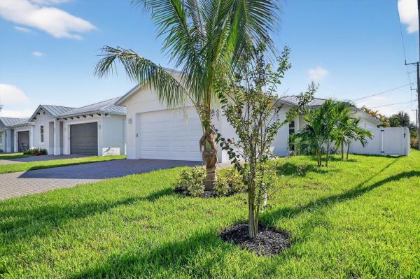 Pine Gardens North, 601 N Loxahatchee Dr, Jupiter, Florida 33458, image 1