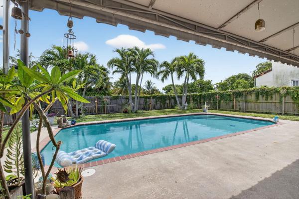 College Park, 205 Dartmouth Dr, Lake Worth Beach, Florida 33460, image 1