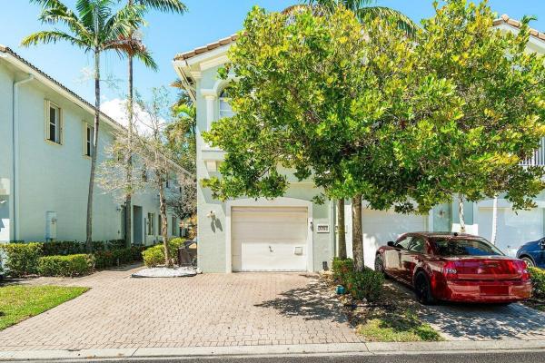 Thousand Oaks, 3263 Laurel Ridge Cir, Riviera Beach, Florida 33404, image 1