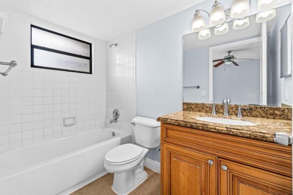 Palm Beach Grande, 1495 Lake Crystal Dr #H, West Palm Beach, Florida 33411, image 2