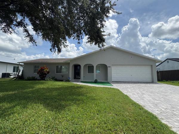 2281 SE Belvedere St, Port St. Lucie, Florida 34984, image 1