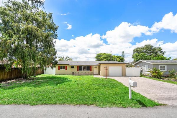 Silver Lake, 5811 SW 53rd Ter, Davie, Florida 33314, image 1