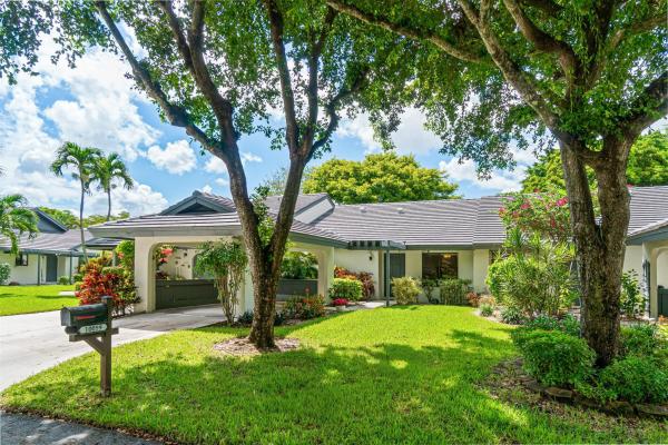 Banyan Springs Patio Villas, 10059 Laurelwood Pl, Boynton Beach, Florida 33437, image 1