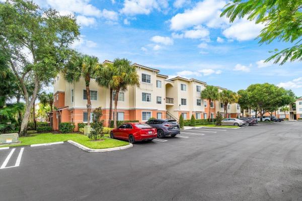 Mezzano At Baywinds, 9901 Baywinds Dr 3304, West Palm Beach, Florida 33411, image 1