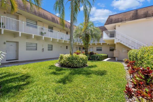 Manson, 10330 N Military Trl 6a, Palm Beach Gardens, Florida 33410, image 1