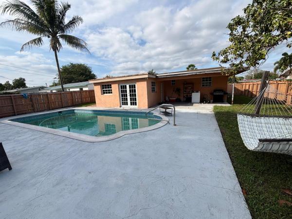 Driftwood Estates, 7430 Atlanta St, Hollywood, Florida 33024, image 1