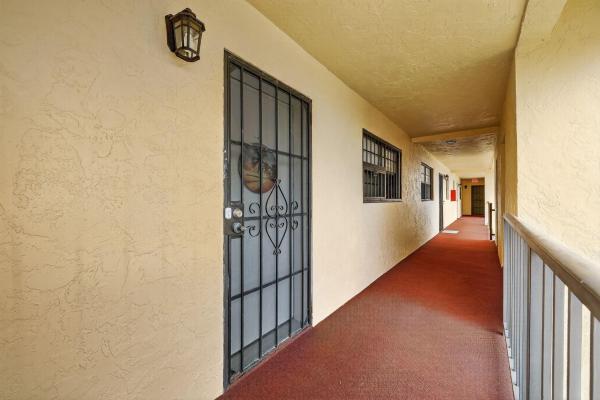 2050 Oleander Blvd #1303, Fort Pierce, Florida 34950, image 1