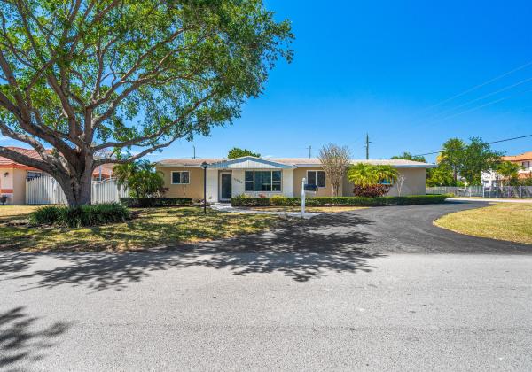 The Banyan Drive Estates, 17400 SW 92nd Ct, Palmetto Bay, Florida 33157, image 1