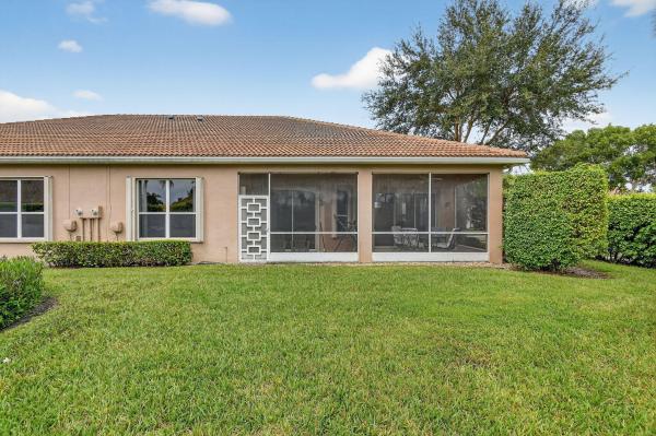 Ashford Green At Aberdeen, 6900 Cairnwell Dr, Boynton Beach, Florida 33472, image 2