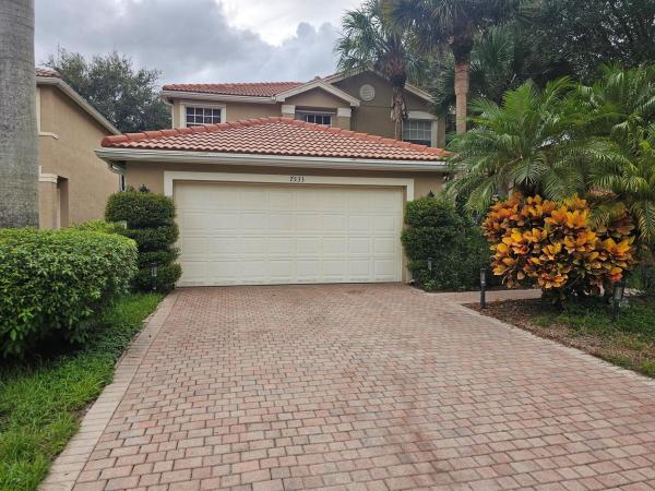 Greystone, 7533 Topiary Ave, Boynton Beach, Florida 33437, image 1