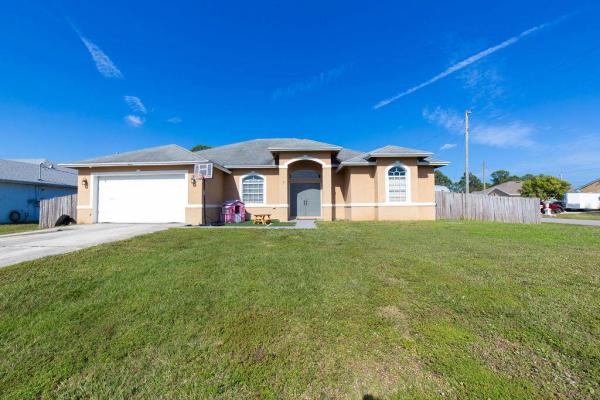 Hidden Oaks, 901 SW Versailles Ave, Port St. Lucie, Florida 34953, image 1