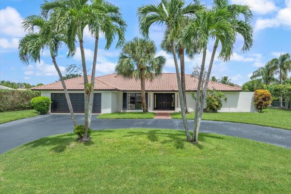 City Of Atlantis, 516 Muirfield Dr, Atlantis, Florida 33462, image 1