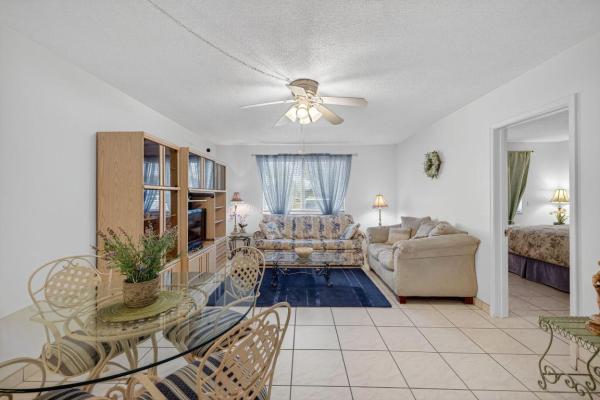 6261 NE 19th Ave #1210, Fort Lauderdale, Florida 33308, image 1
