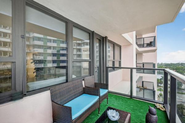The Alexander Hotel, 5225 Collins Ave #1408, Miami Beach, Florida 33140, image 1