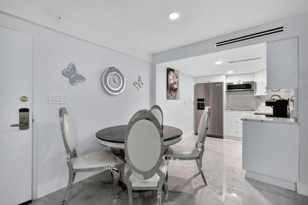 The Alexander Hotel, 5225 Collins Ave #1408, Miami Beach, Florida 33140, image 3