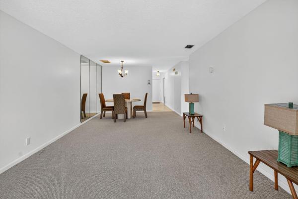 Boca Lakes, 21040 Covington Dr, Boca Raton, Florida 33433, image 2