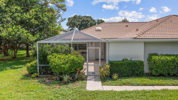 Sun Terrace At The Oaks, 6701 Geminata Oak Ct, Palm Beach Gardens, Florida 33410, image 1