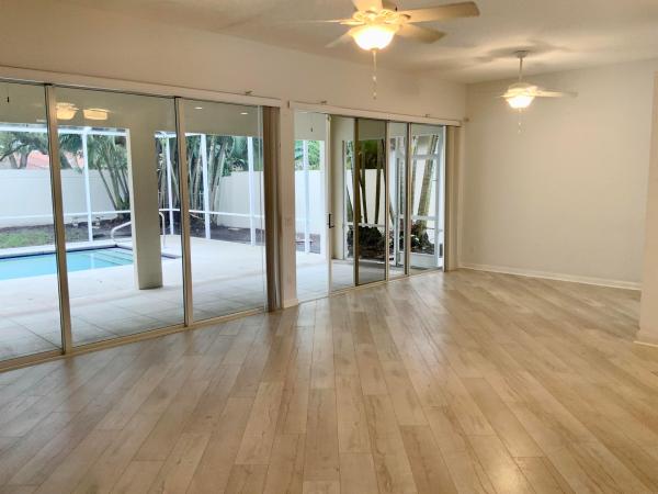 Oaks East, 108 Winter Club Ct, Palm Beach Gardens, Florida 33410, image 2