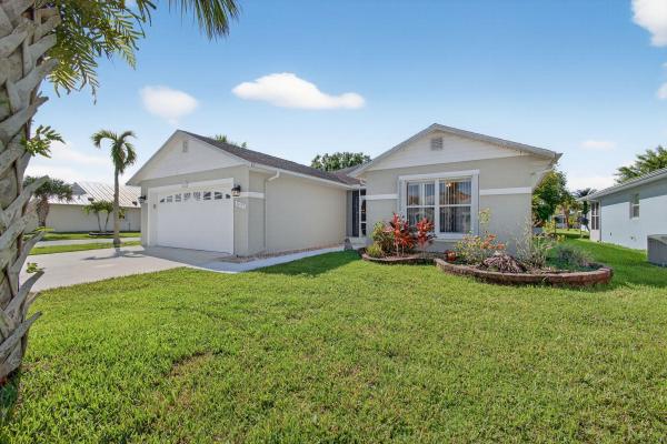 Spanish Lakes Fairways, 14175 Cisne Cir, Fort Pierce, Florida 34951, image 1