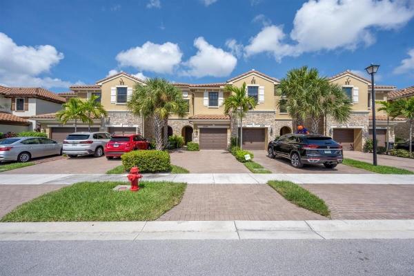 Wellington Parc, 10348 Wellington Parc Dr, Wellington, Florida 33449, image 1