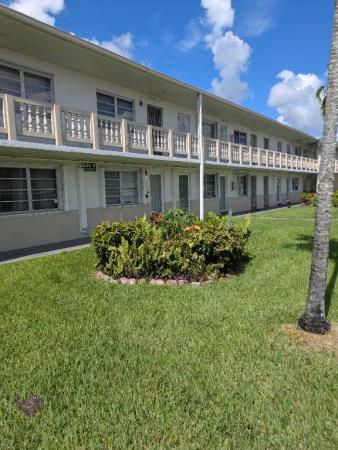 Romont South Green, 20120 NE 2nd Ave #W20, Miami Gardens, Florida 33179, image 1