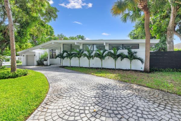 Lake Clarke Estates, 7512 W Lake Dr, Lake Clarke Shores, Florida 33406, image 1