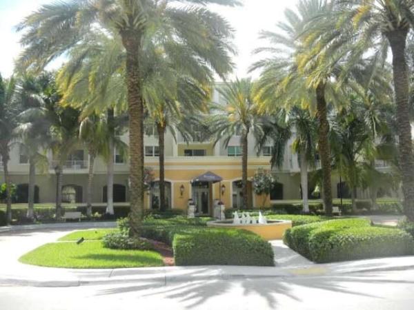 The Moorings At Lantana, 802 W Windward Way #211, Lantana, Florida 33462, image 1