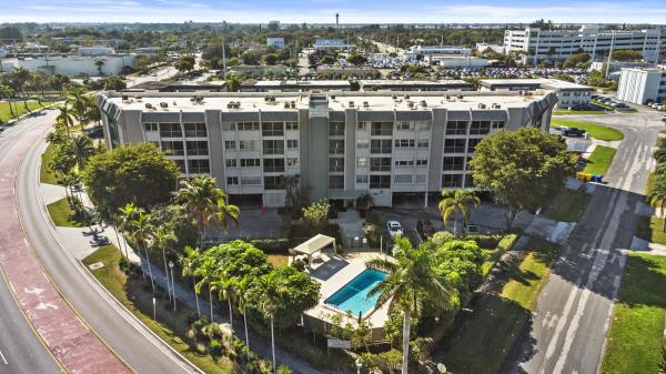 Spencer Place, 505 Spencer Dr 208, West Palm Beach, Florida 33409, image 1