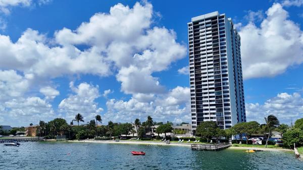 The Palm Beach House, 5600 N Flagler Dr #604, West Palm Beach, Florida 33407, image 1