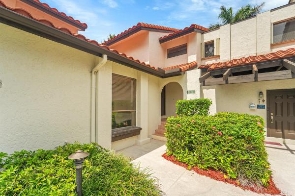 Village Homes At Town Place, 5663 Fox Hollow Dr #B, Boca Raton, Florida 33486, image 1