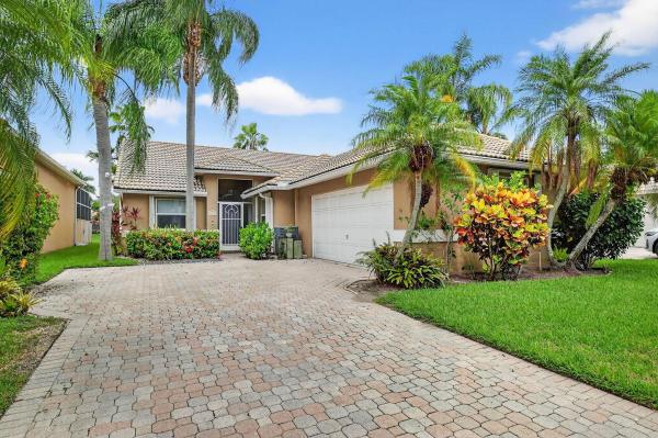 Palm Beach Bath & Tennis, 5230 Grande Palm Cir, Delray Beach, Florida 33484, image 1