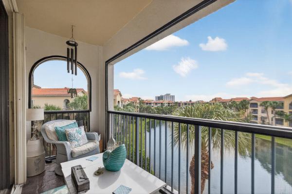 Uno Lago, 200 Uno Lago Dr #402, Juno Beach, Florida 33408, image 2