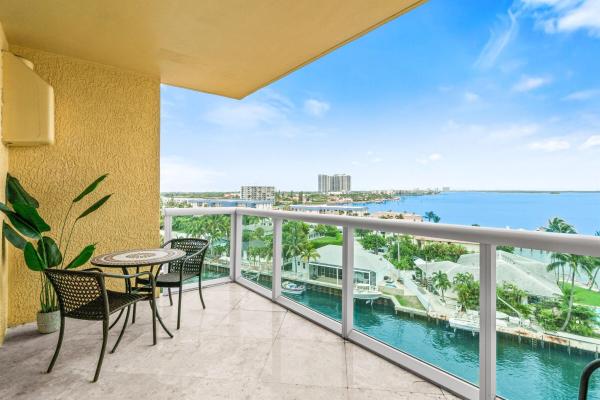 Marina Grande Club & Residences, 2650 Lake Shore Dr 703, Riviera Beach, Florida 33404, image 1