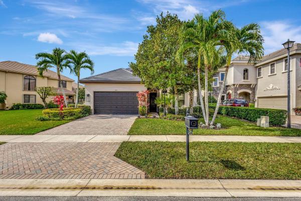 Versailles At Wellington, 3553 Collonade Dr, Wellington, Florida 33449, image 1