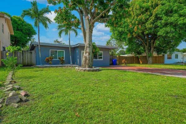 South Broward Ranches, 6824 SW 5th St, Pembroke Pines, Florida 33023, image 1