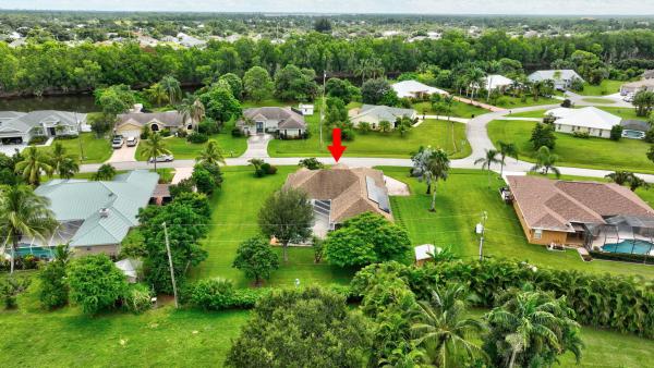 Paar Estates, 152 SW Hawthorne Cir, Port St. Lucie, Florida 34953, image 1