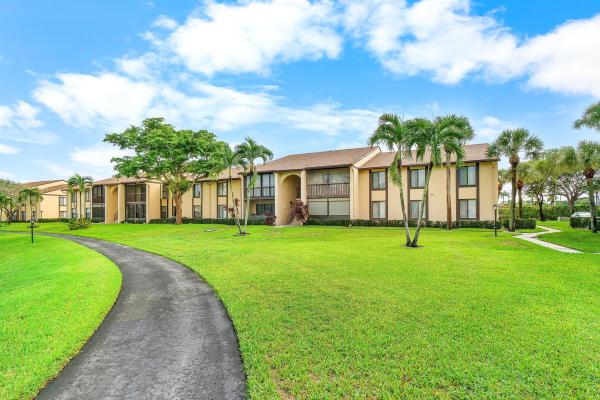 Pine Ridge North 4, 826 Sky Pine Way #G2, Greenacres, Florida 33415, image 1