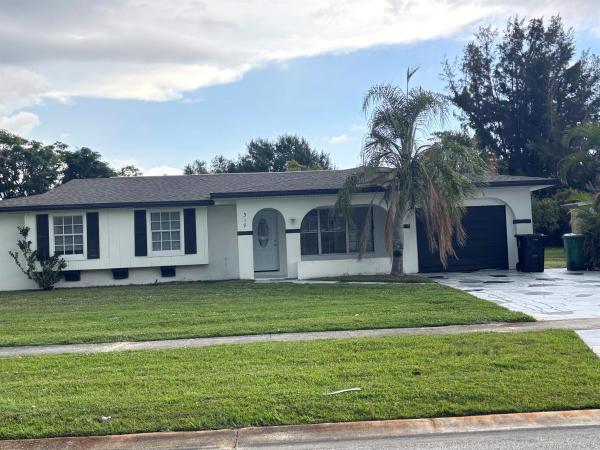 Floresta Pines, 319 NE Camelot Dr, Port St. Lucie, Florida 34983, image 1
