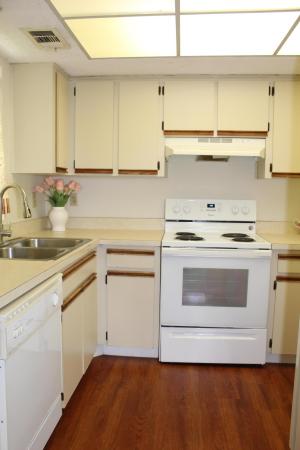 1522 SE Royal Green Cir #P-204, Port St. Lucie, Florida 34952, image 3