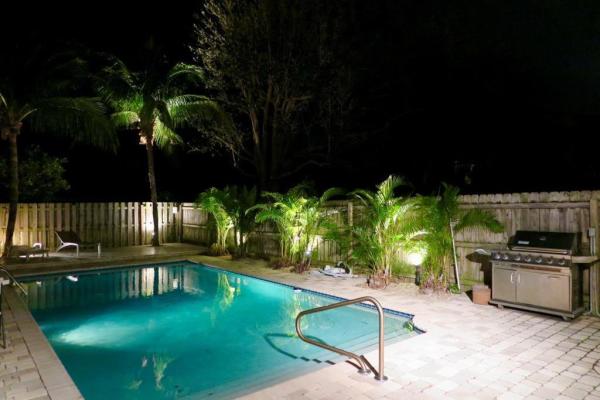 Garden Court, 619 NE 7th Ave, Delray Beach, Florida 33483, image 1