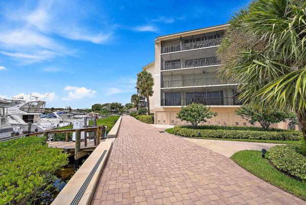 The Anchorage East At Jonathan's Landing, 16910 Bay St #E204, Jupiter, Florida 33477, image 3