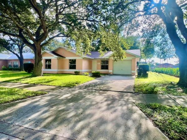 1200 Palm Walk Ln, Fort Pierce, Florida 34950, image 1