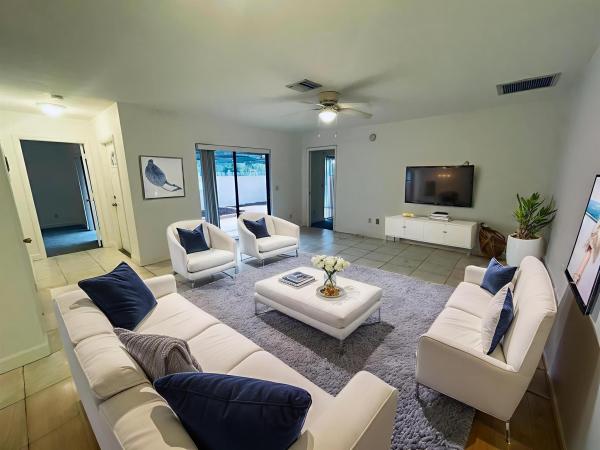 Lake Pine Estates, 4758 Sunny Palm Cir #A, West Palm Beach, Florida 33415, image 1