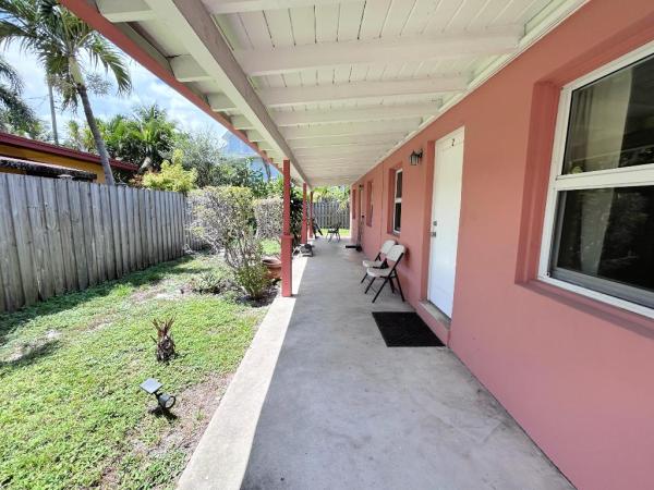 Lake Ridge, 1111 N Victoria Park Rd #1-4, Fort Lauderdale, Florida 33304, image 2