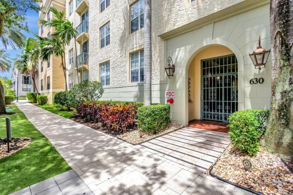 The Courtyards In CityPlace, 630 S Sapodilla Ave #203, West Palm Beach, Florida 33401, image 1