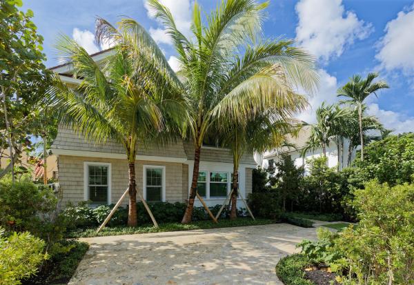 Poinciana Park, 164 Seaspray Ave, Palm Beach, Florida 33480, image 1