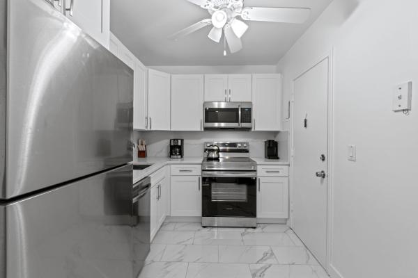 Virginian Apartments Of Pompano Beach, 418 S Cypress Rd #128, Pompano Beach, Florida 33060, image 1