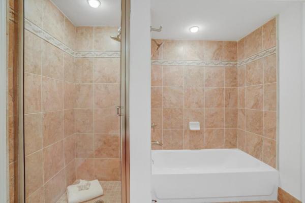 Tiara, 3000 N Ocean Dr #25c, Riviera Beach, Florida 33404, image 1