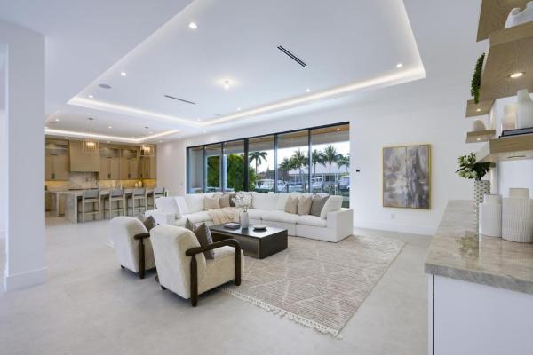 Maheu Estates, 2408 Azure Cir, Palm Beach Gardens, Florida 33410, image 1